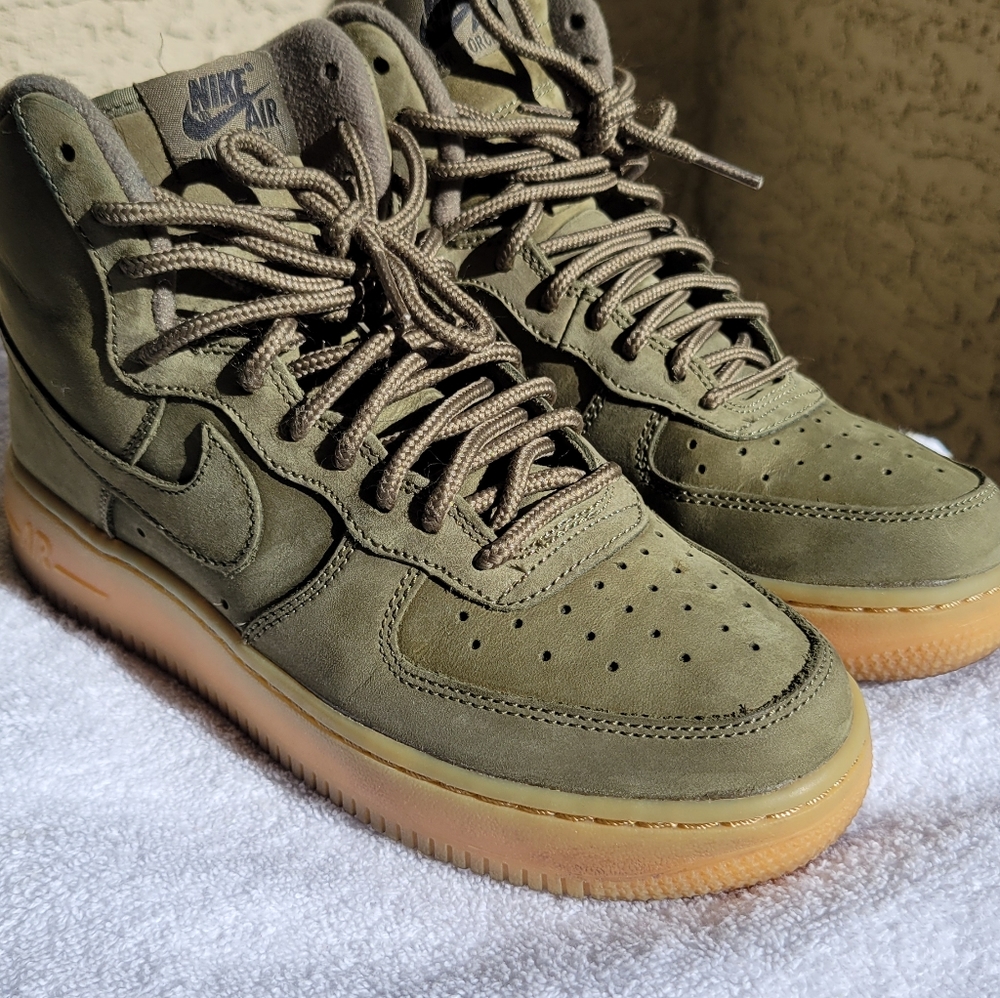 Olive Green Nike